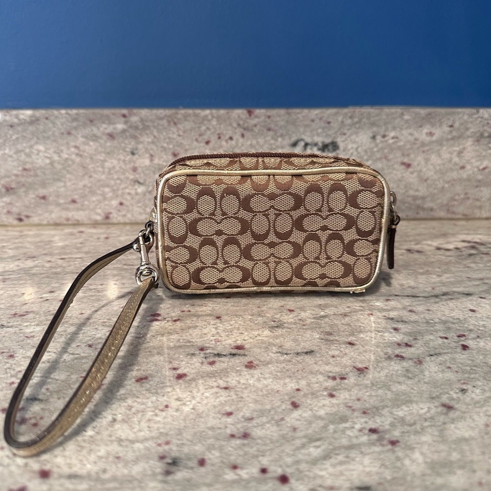 Coach Signature Zip Top Wristlet
